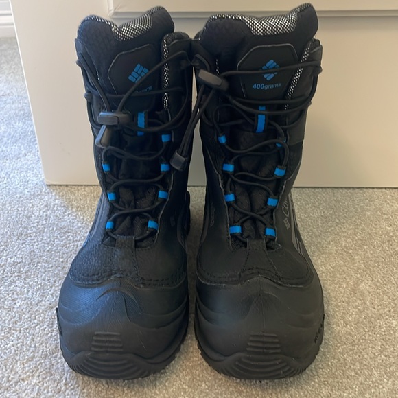 Boys Columbia winter boots size 6 - Picture 5 of 6